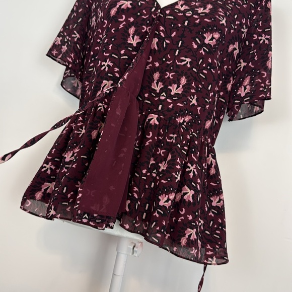 Madewell Georgette Flutter-Sleeve Peplum Top in
Rich Paisley. Size Small. - Picture 6 of 15